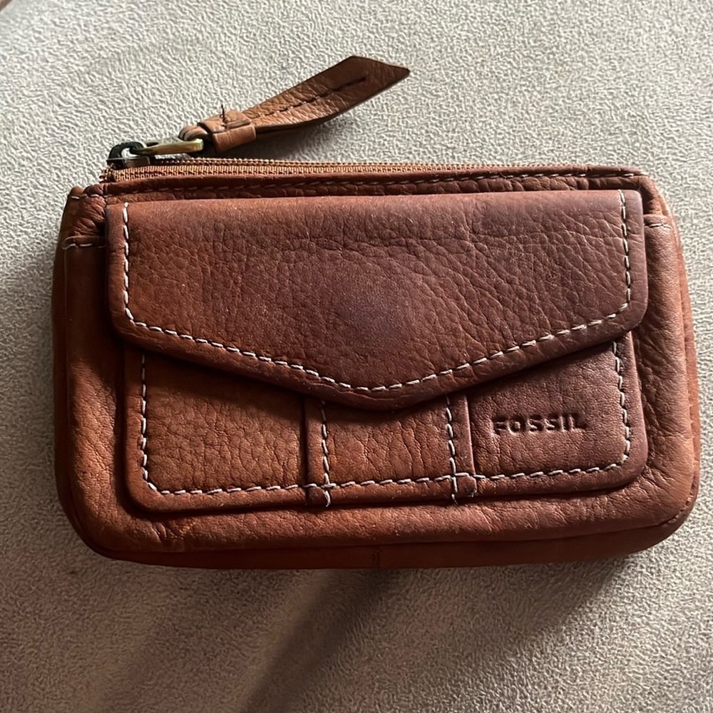 Small Leather Fossil wallet